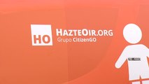 La Policía Local de Madrid inmoviliza el bus contra los menores transexuales de la asociación ultraconservadora Hazte Oír