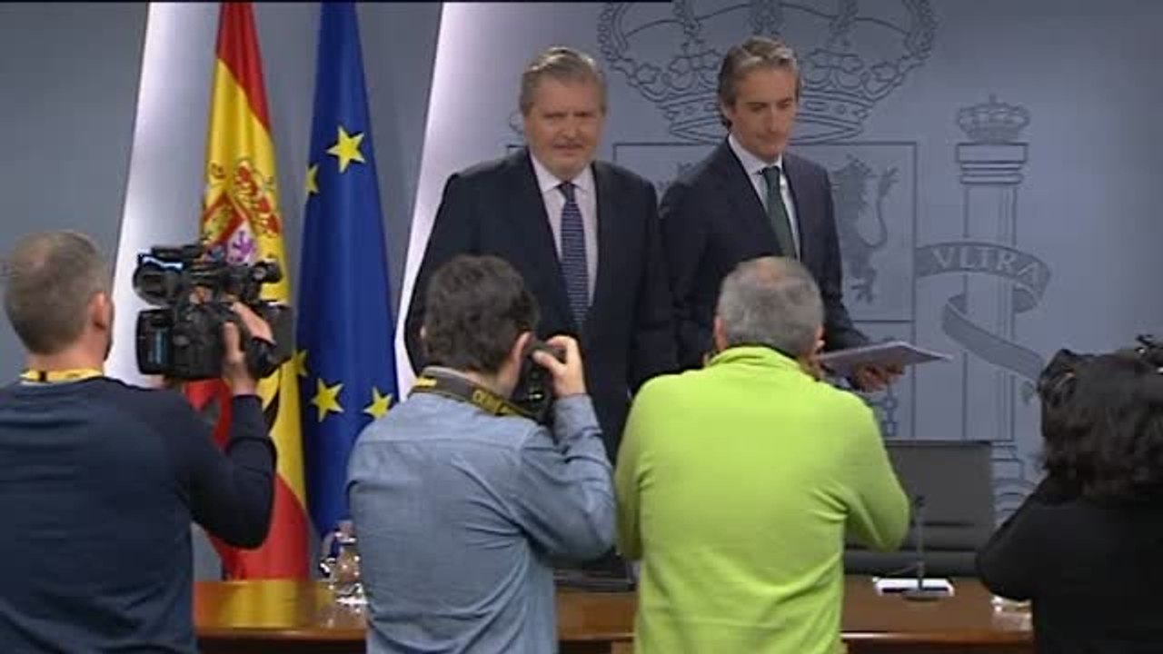 Sindicatos y patronal de estibadores se sientan de nuevo a negociar bajo amenaza de huelga