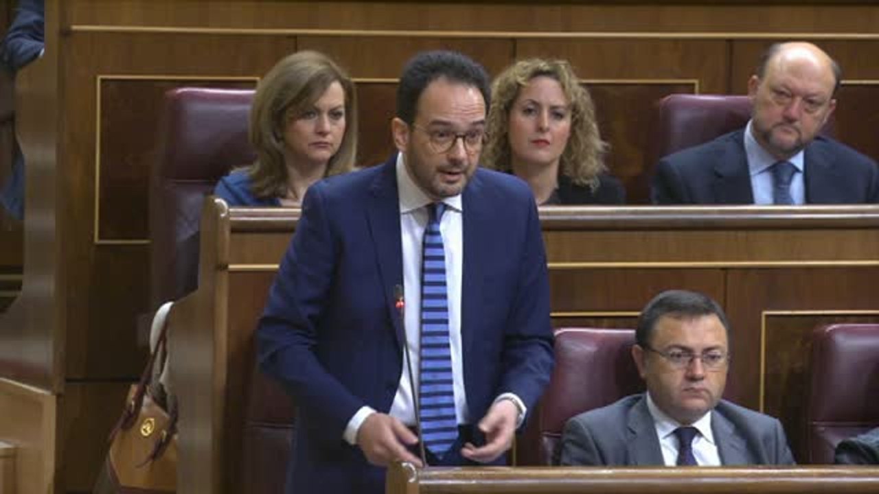 Rajoy: "Las pensiones unos años subirán y otros no"