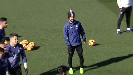 Zidane asegura que "entiende" las dudas de Isco sobre su renovación