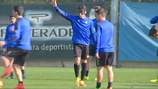 Piatti y Diop, principales novedades en el entrenamiento del Espanyol tras recuperarse de sus lesiones