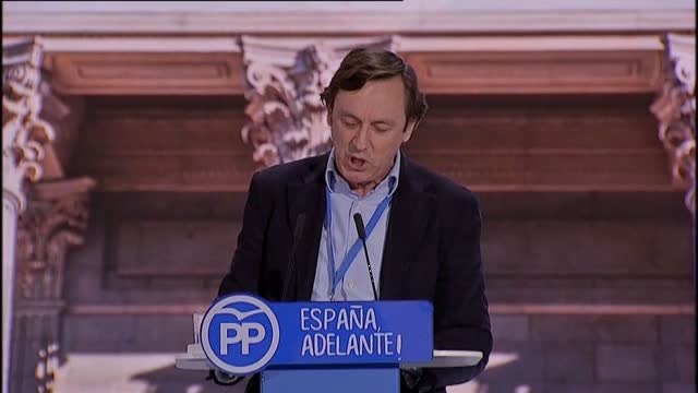 Hernando sobre Podemos: Hoy andan en una plaza de toros a 'botellazo limpio' y dispuestos a sacrificar a un niño