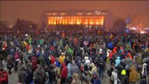 Miles de rumanos continúan protestando en las calles pese a los -5ºC