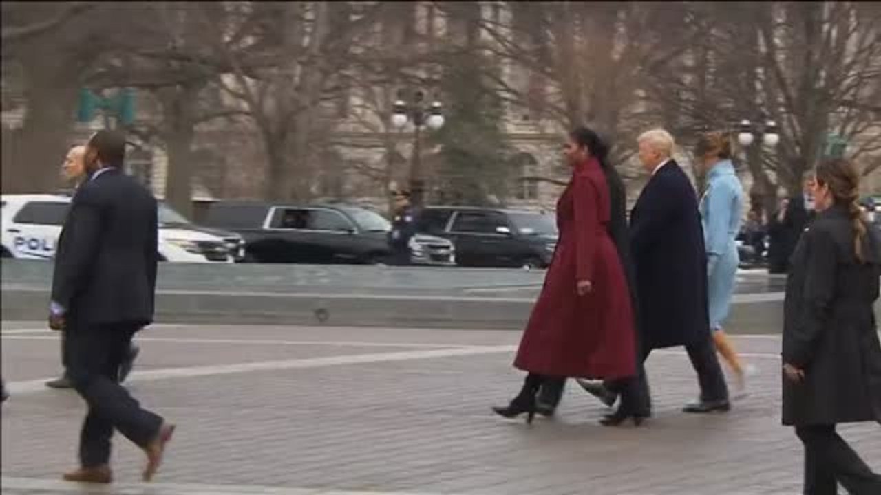 Obama se va de vacaciones y Trump ofrece su primer almuerzo como presidente