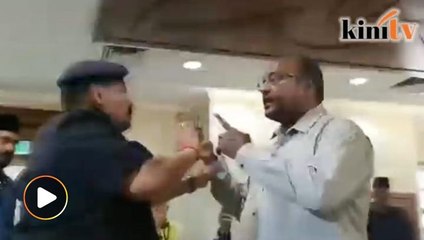 Скачать видео: Kecoh luar bilik mahkamah penyokong Najib tidak dibenarkan masuk