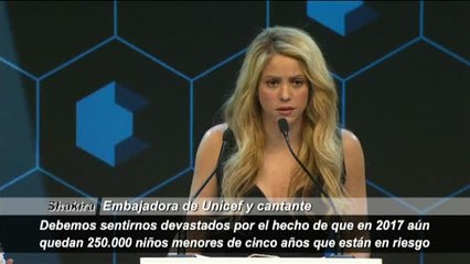 Shakira, premiada en Davos por su apoyo a la educación