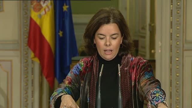 Lo que deben hacer es respetar esa ley cuando le pone obligaciones como gobernante o determinadas consecuencias jurídicas cuando no la cumple