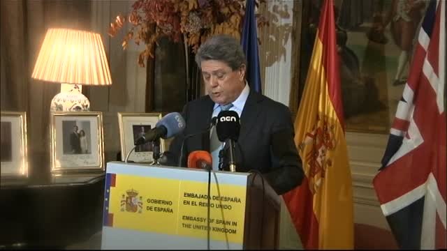 Trillo deja la embajada de Londres justo antes de ser relevado