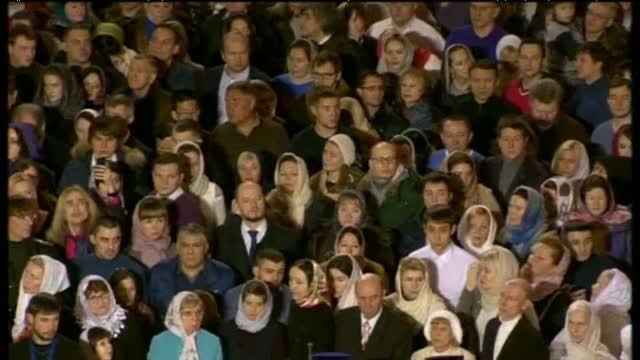 Los cristianos ortodoxos rusos dan la bienvenida a la Navidad