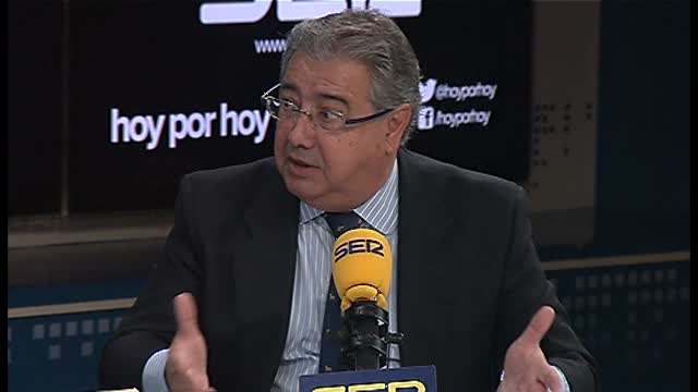 Zoido desvincula la operación contra la financiación de CDC con el proceso independentista