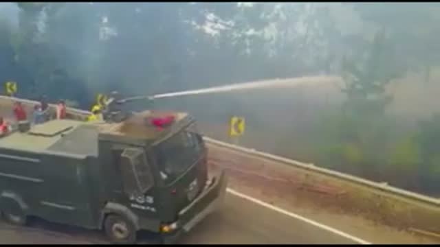 Chile lucha contra 35 incendios fuera de control que ya han dejado seis muertos y miles de afectados