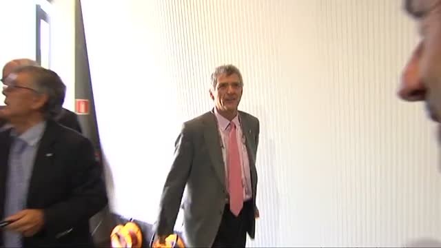 Villar devuelve 1,2 millones de euros de dinero público