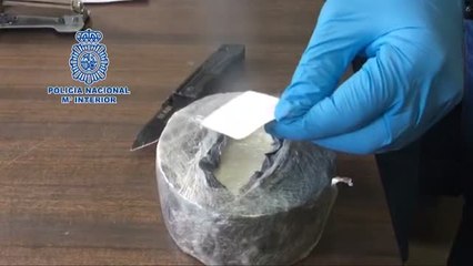 Un kilo de cocaína escondido en un queso