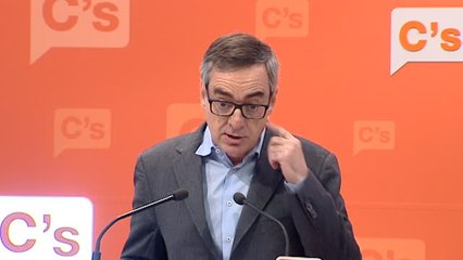 下载视频: Villegas reconoce que no podrán impedir que Rajoy vuelva a presentarse a unas elecciones