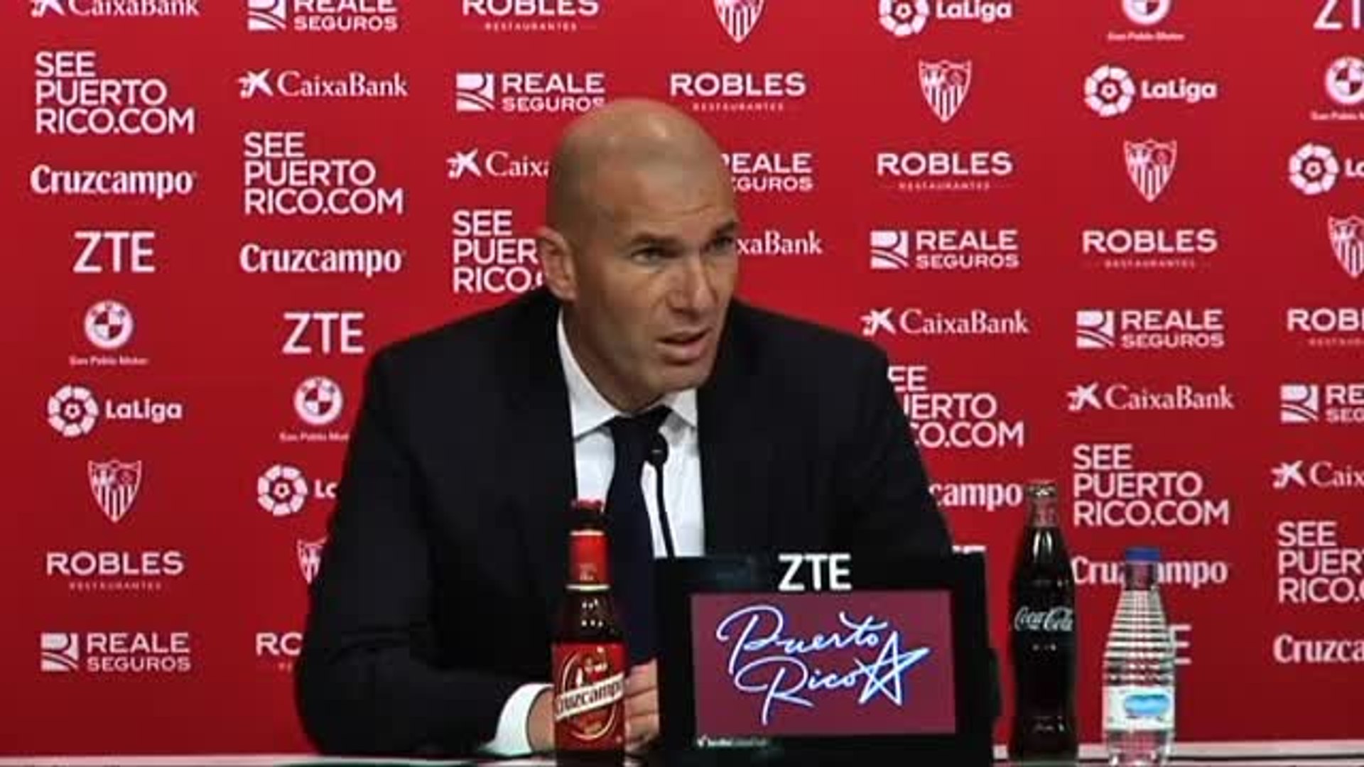 Diego relata un partido de metegol entre Pelé y Zidane