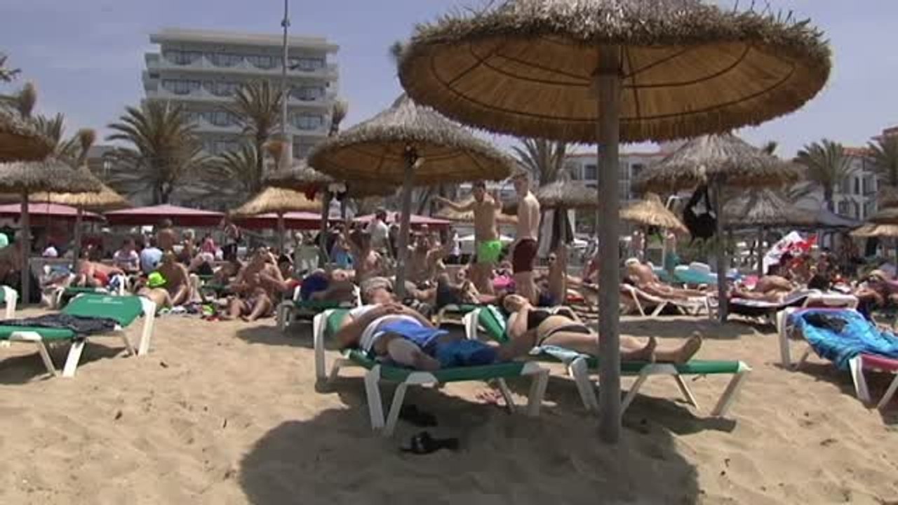 Nuevo récord del turismo en 2016 con 75 millones de visitantes