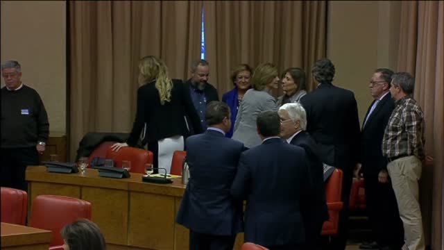 Cospedal pide perdón a los familiares del Yak42 en nombre del Estado