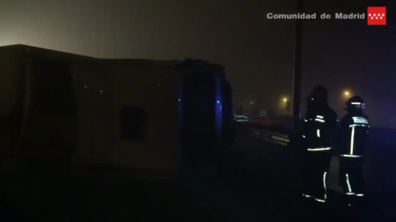 Un accidente de dos camiones en la M-50 bloquea el tráfico durante horas