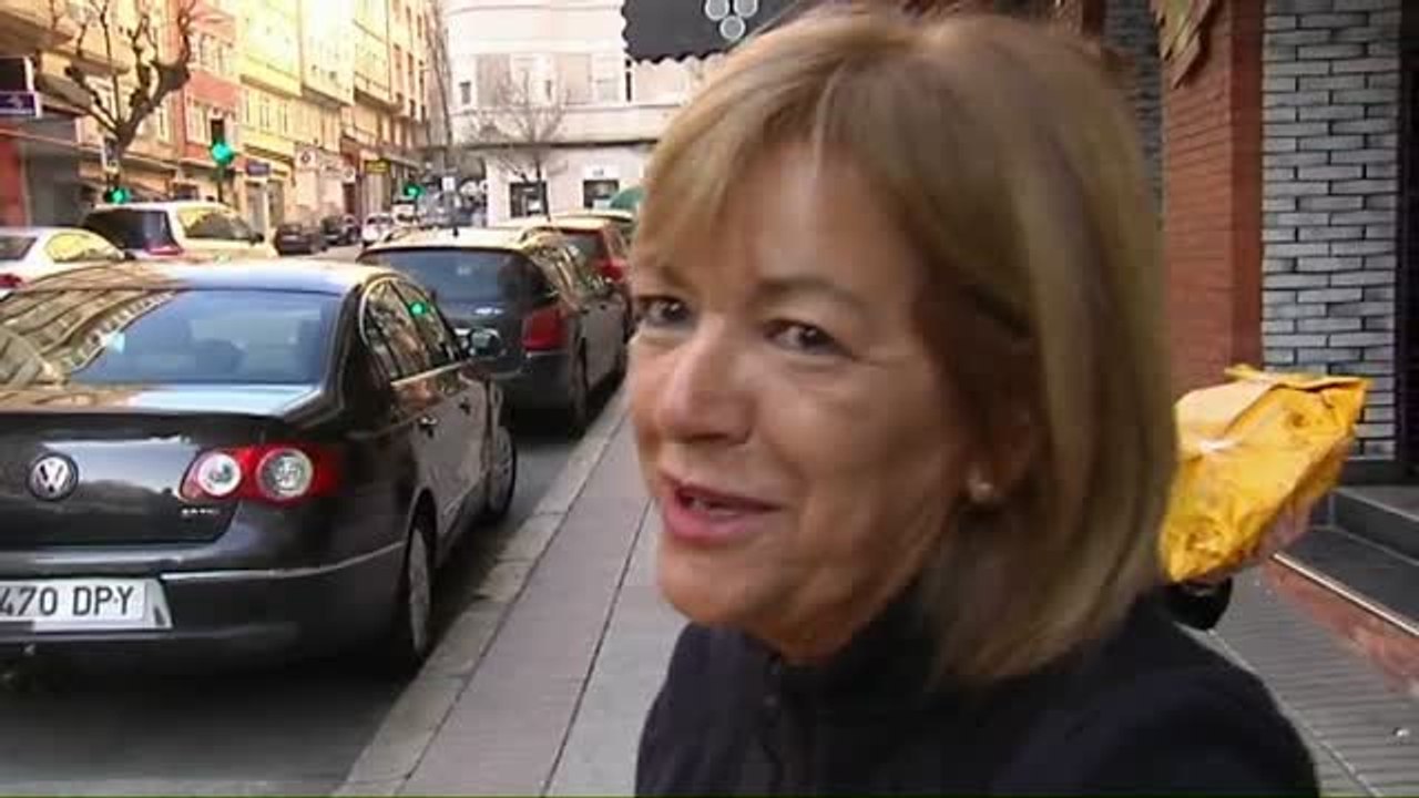 Largas colas para comprar el Roscón de Reyes