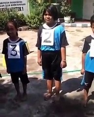 Video Lucu disuruh Lari 123 nomor 4 malah diam