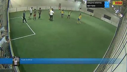 Faute de Brice - ATHLETIC KINIKTOU  Vs NEW TEAM - 01/04/19 20:00 - LIGUE 3 - Poitiers Game Parc