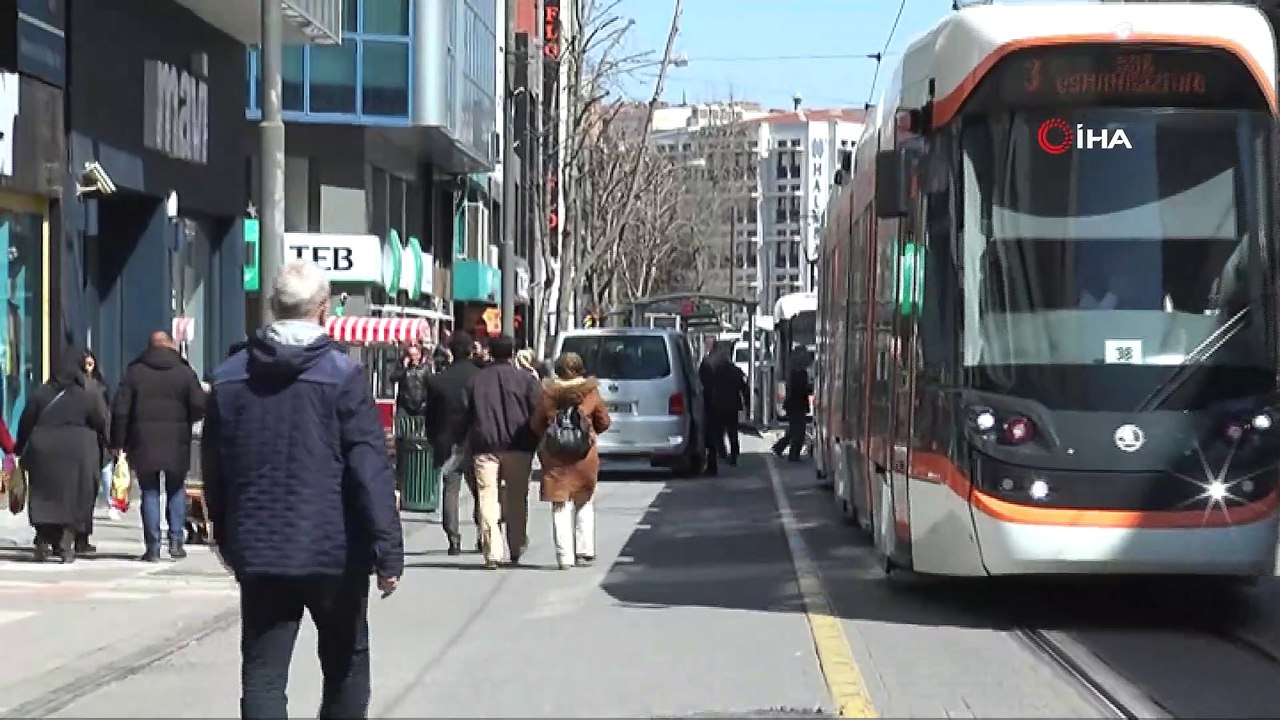 Eskişehir Esnaf ve Sanatkârlar Odaları Birliği Başkanı Birsen: 'Halkımızın yararına olacak işleri çabuklaştıracak hizmetler beklemekteyiz'