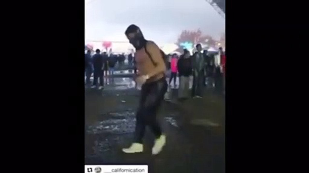 DAVID U KOŽNIM PANTALONAMA đuska uz neki RAVE u Kaliforniji!