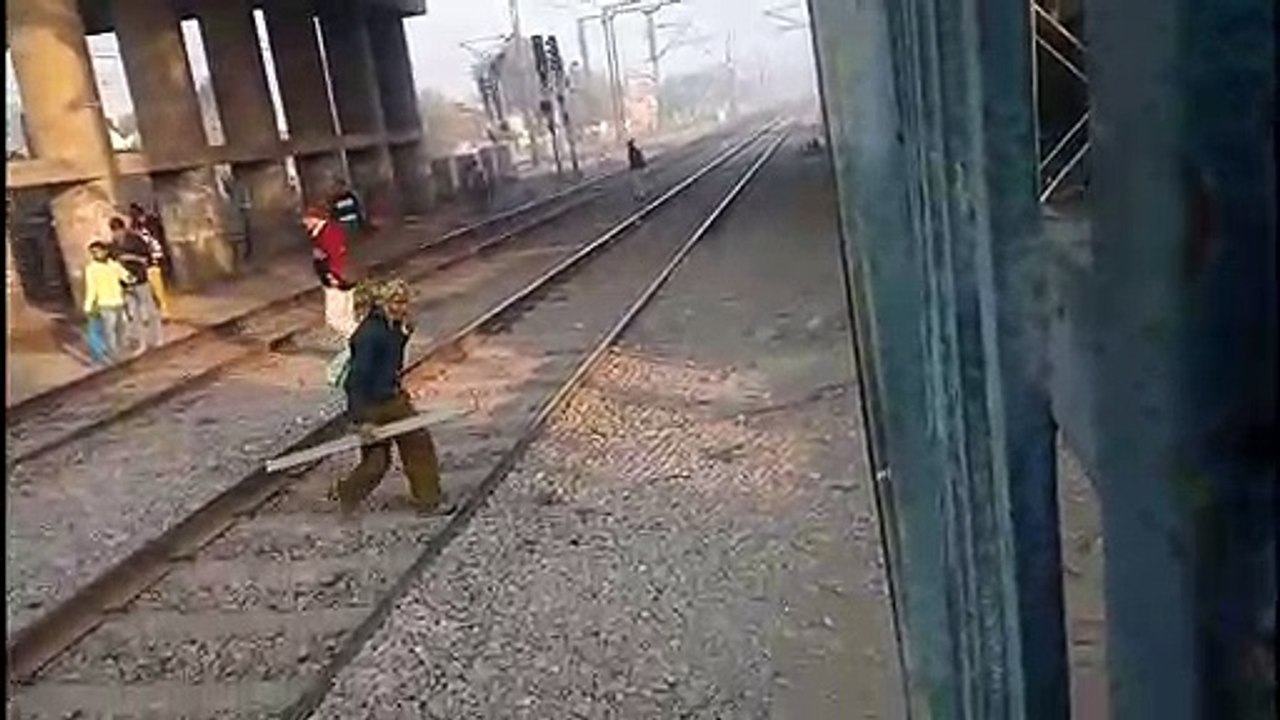 So close to Gatiman Express