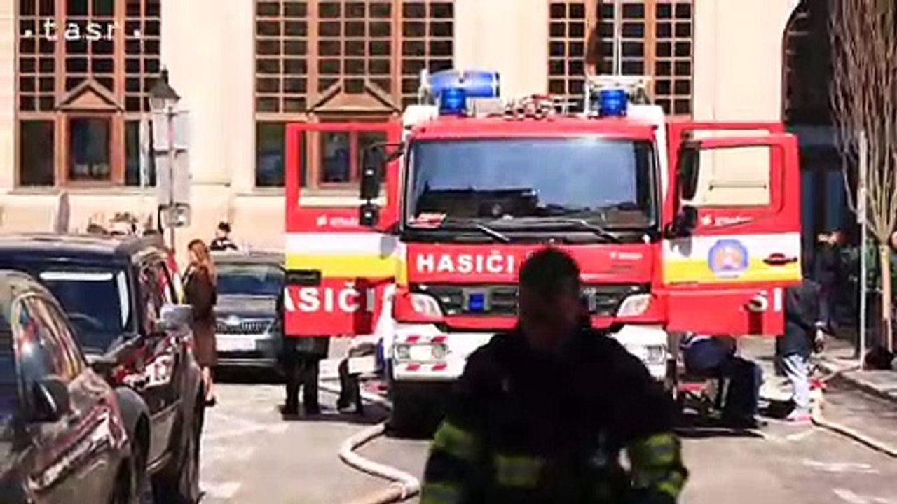Na Gorkého ulici v Bratislave vybuchol plyn, na mieste zasahovali hasiči