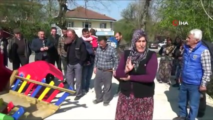 Muhtarlığı Kazanamayınca Oyun Parkını Söktü