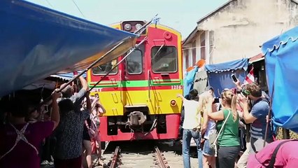Watch: The Thai market that has a train line running through it