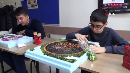 Otizmli öğrenci piyano ile engelleri aştı