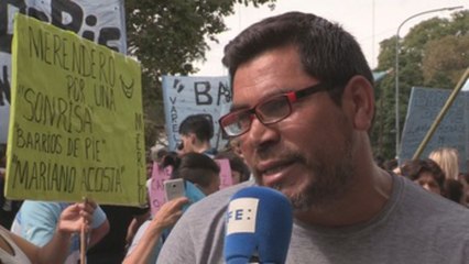 Piden abastecer de leche a los comedores sociales en Argentina