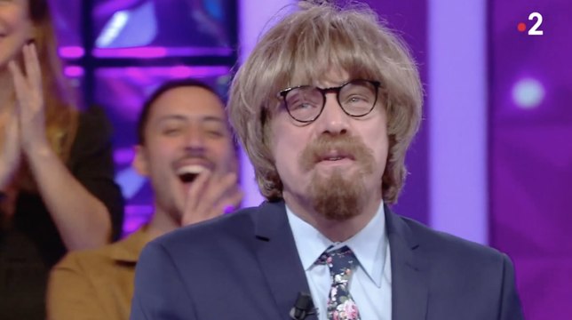 Déguisé, Marc Lavoine piège une candidate le 1er Avril ! (NPLP) - ZAPPING TÉLÉ DU 02/04/2019