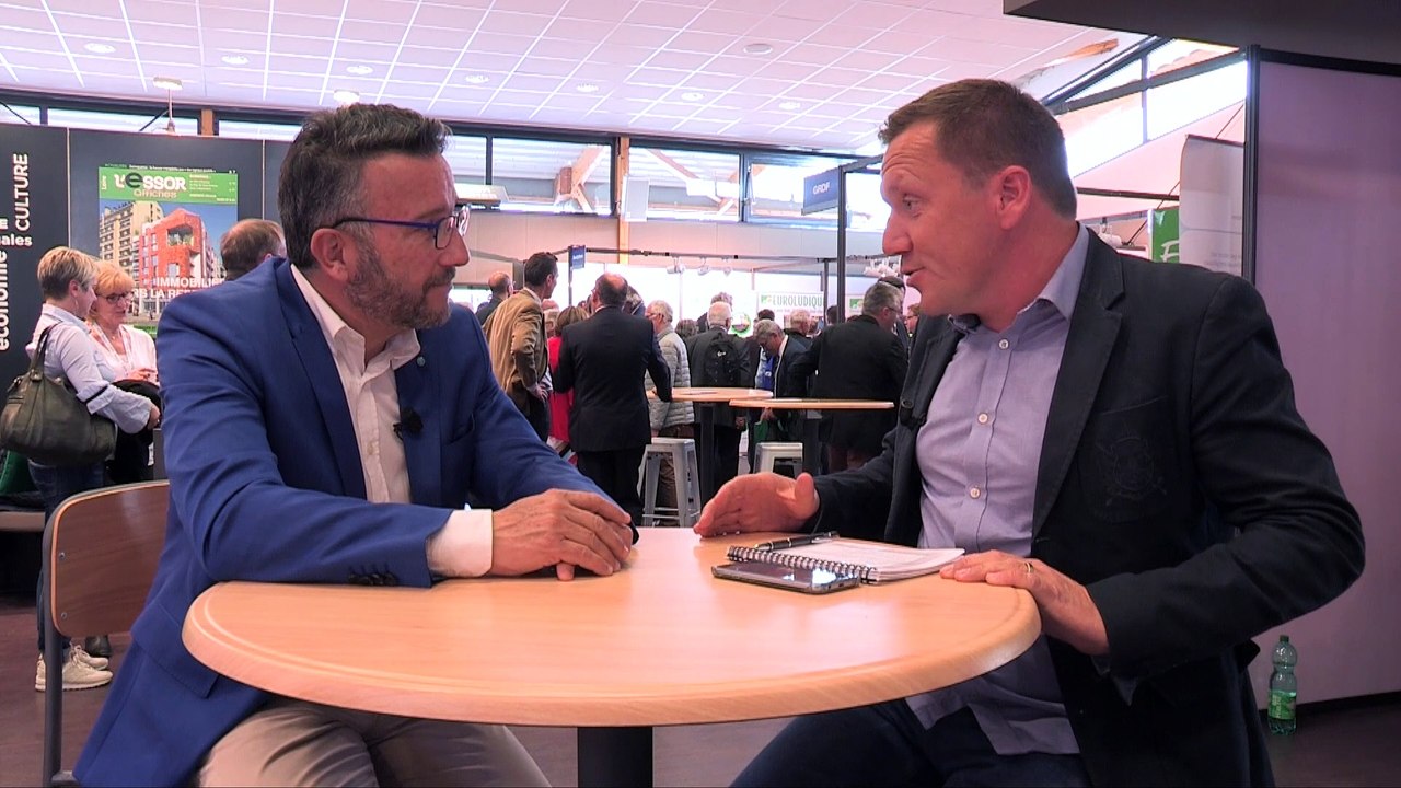 Yves Nicolin, Maire de Roanne