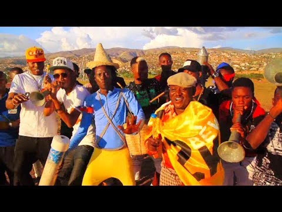 Béw 2kbés " KOULE " Official Video ( Bèw 2Kbès kanaval 2018 )