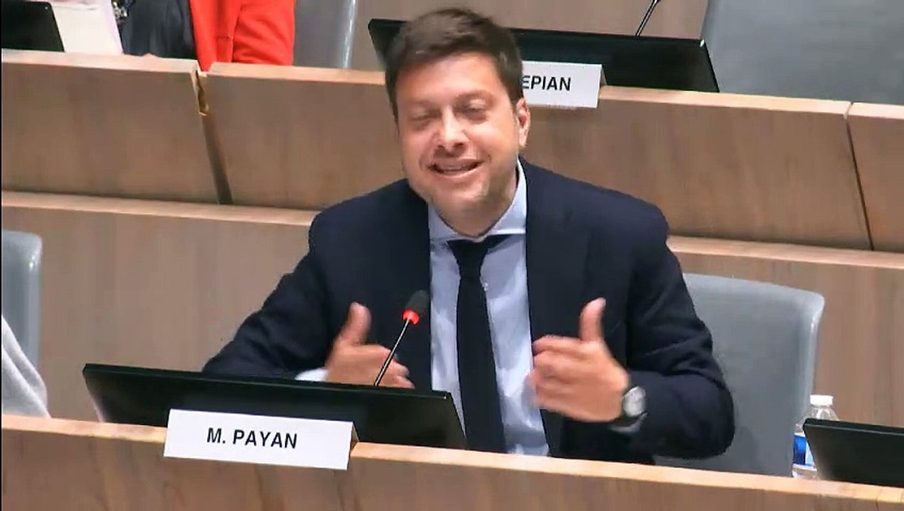 Benoît PAYAN demande un moratoire sur la voiture à PV