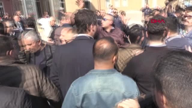 Manisa Yunusemre İlçesinde Partililer Arasında Gerginlik