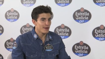 Márquez firma la paz con Rossi