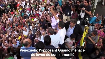 Guaido dénonce la menace de levée de son immunité parlementaire