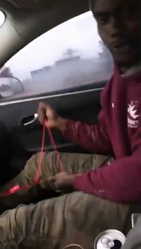 Quand ton pote joue les Copilotes pour les essuie-glaces