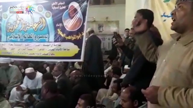 الآلاف يحيون الليلة الختامية لمولد السيدة زينب في القاهرة