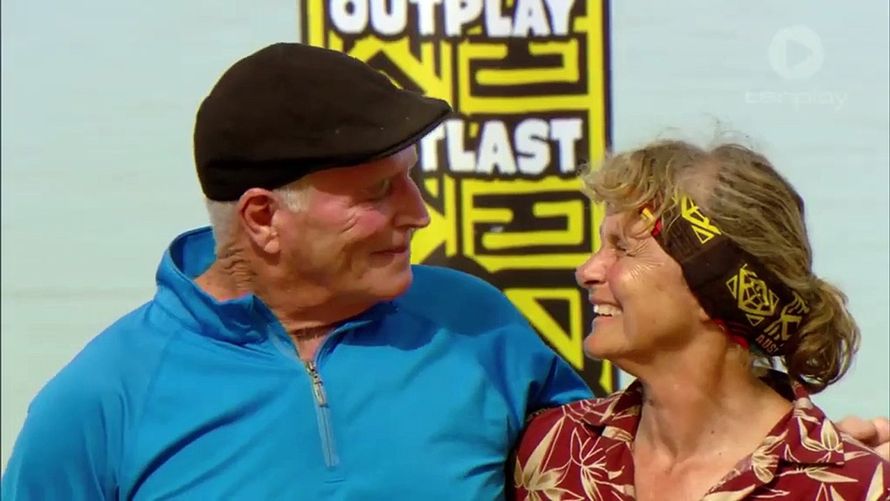 Australian Survivor: Champions vs. Contenders - Immunity Challenge: Bob Bob Buoy