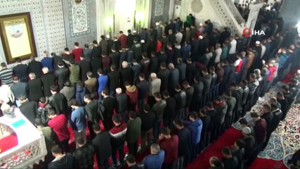 - Şanlıurfa’da Miraç kandilinde camiler doldu taştı