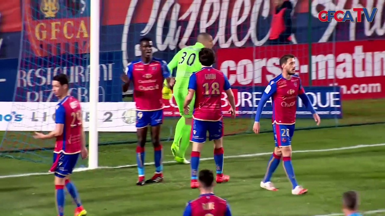 Le résumé vidéo après la victoire lors du derby ajaccien (1-0)