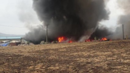 포천 폐타이어 공장서 불...공장 두 동 태워 / YTN