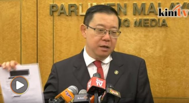 'Inilah buktinya' - Guan Eng kemuka bukti kepada Wee Ka Siong
