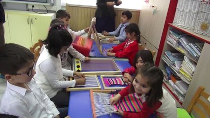 Kilim Dokuyup, Ata Bindiler