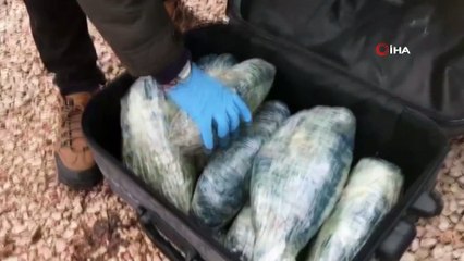 Kahramanmaraş polisi valizlere gizlenmiş 15 kilo uyuşturucu ele geçirdi