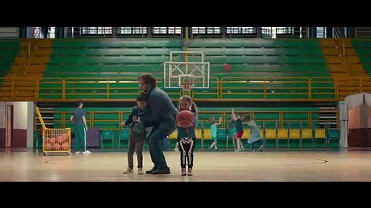 Téaser tráiler "Padre no hay más que uno", dirigida y protagonizada por Santiago Segura.